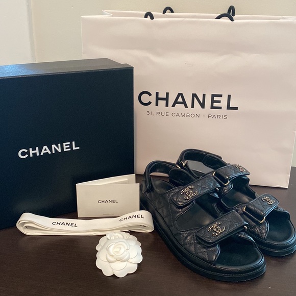 CHANEL Black Grained Calfskin Leather Chain CC Logo Dad Sandals - Picture 1 of 13